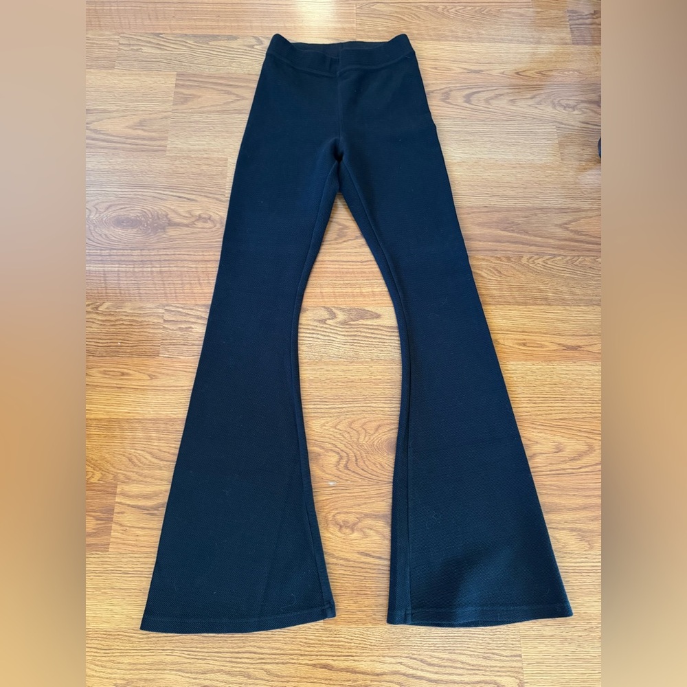 Offline by Aerie Small Black Flared Leggings